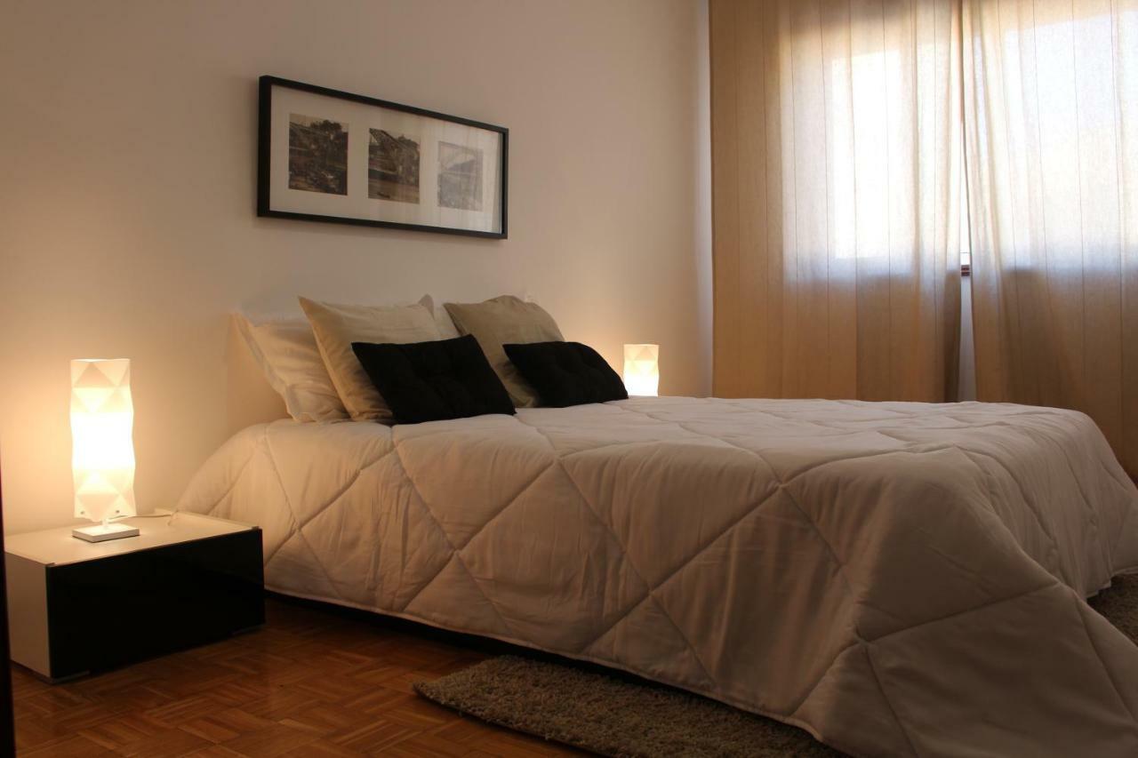 Invicta Flats - Oporto Apartment Bagian luar foto