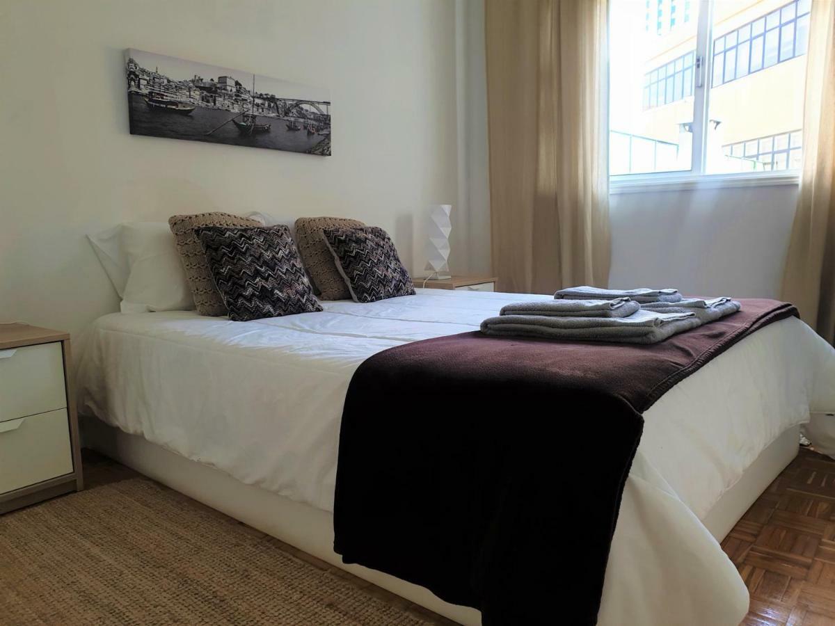 Invicta Flats - Oporto Apartment Bagian luar foto